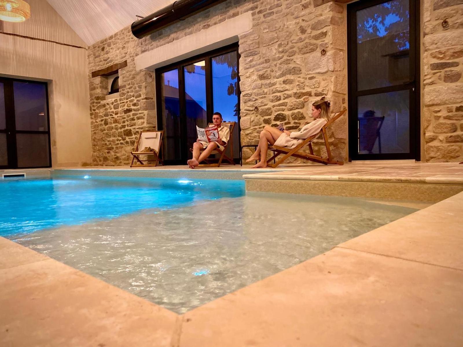 Le Domaine De Soani - Piscine Interieure, Jacuzzis & Sauna Adult Only Saint-Évarzec Exteriör bild